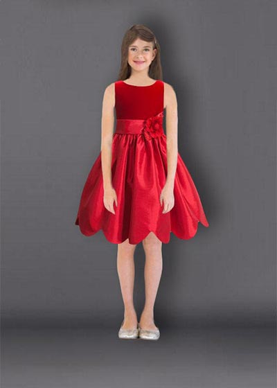 שמלת בת מצווה